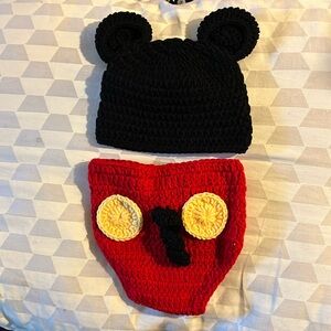 🔥HP🔥3/$30 NWOT Mickey Mouse hand-crochet hat outfit costume Disney photo op